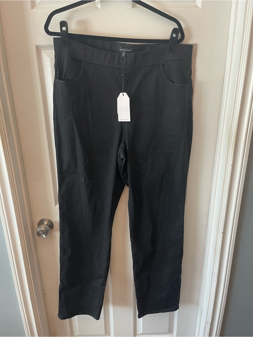 NWT Universal Standard Black Straight-Leg Pull-On Jeans